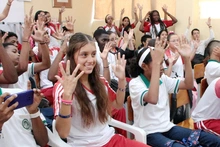 66 jóvenes y adultos de la IEO de Santa Librada recibieron kits escolares
