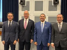 Seguridad, desarrollo económico y Tren de Cercanías, los temas centrales del segundo día de agenda del alcalde Eder en Washington