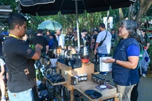 Comerciantes informales del Parque El Ingenio fueron notificados sobre uso del espacio público