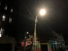 En el centro de la ciudad, Uaesp y Emcali iluminan El Calvario: más seguridad con nueva tecnología led