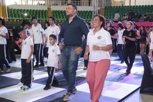 100 estudiantes de la Institución Educativa Isaías Gamboa bailan al ritmo de la cultura en el Festival Mundial de Salsa