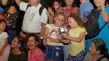La alegría del Carnaval de Negros y Blancos se tomó el centro histórico de Cali en la Semana de la Biodiversidad 
