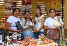 Mujeres emprendedoras de Colombia y México tejen saberes en el Circuito de la Biodiversidad de Cali