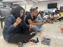 La Red de Maestras de Cali fortalece la educación inicial con teatro, títeres y  literatura