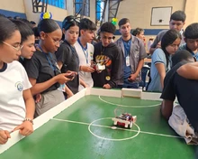 Las Instituciones Educativas Oficiales de Cali (IEO) vibraron con el tercer torneo intercolegiado de robótica