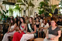 La voz de Catalina, artista de Monsieur Periné inspiró a los asistentes a los Foros Samán