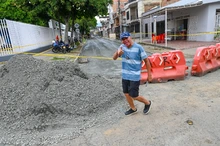 Con obras en Villacolombia, Alcaldía de Alejandro Eder recupera las vías de Cali