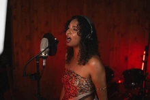 Laura Bedoya, Catalina Ruiz y Danna Bastidas: las voces de los Cristales que llegaron a Estudios Takeshima