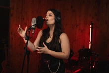 Laura Bedoya, Catalina Ruiz y Danna Bastidas: las voces de los Cristales que llegaron a Estudios Takeshima