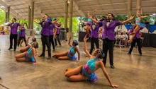 El resultado del esfuerzo compartido: familias que bailan un mismo sueño para participar en el Salsódromo 2025