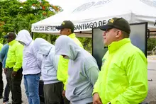 ¡Golpe certero al crimen en Cali! Policía desmantela centro de tráfico de armas que usaba como fachada servicios jurídicos