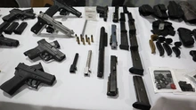 ¡Golpe certero al crimen en Cali! Policía desmantela centro de tráfico de armas que usaba como fachada servicios jurídicos