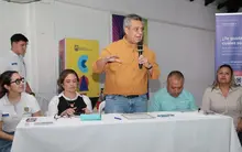 Alcaldía de Cali socializó con vecinos de la Comuna 2, las inversiones con las que está recuperando su territorio