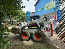 Avanza la reestructuración total de cancha múltiple en el barrio Poblado 2