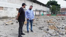 Avanza la reestructuración total de cancha múltiple en el barrio Poblado 2