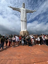 Celebración del 72 aniversario, con cientos de visitantes, en Ecoparque  Cristo Rey, ícono de Cali