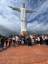 Celebración del 72 aniversario, con cientos de visitantes, en Ecoparque  Cristo Rey, ícono de Cali