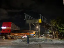 Desmonte del puente de peatonal de la carrera 8 con calle 78 fue un éxito y se realizó en menos del tiempo estimado