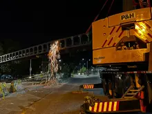 Desmonte del puente de peatonal de la carrera 8 con calle 78 fue un éxito y se realizó en menos del tiempo estimado