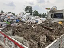  residuos de construcción y demolición en la Estación de Transferencia de la 50