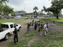 Cali renace en la Comuna 2: habitantes de calle, comunidad y Alcaldía transforman la zona  verde recuperada frene al Parque del Avión