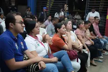 Alcalde Alejandro Eder escucha y atiende a la comunidad en Las Vegas de Comfandi, zona de expansión en el sur de Cali