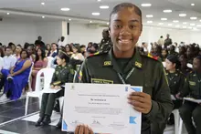 ‘Impulsando Futuros’ en Cali: unos 300 jóvenes se graduaron en competencias que mejoran sus opciones de educación y  empleabilidad
