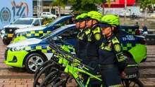 Alcaldía de Cali robustece el parque automotor de la Policía Metropolitana con 74 motocicletas y nueve camionetas