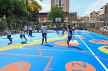 Canchas múltiples renovadas en las comunas 7, 13, 14, 18 y 19, ya están al servicio de la comunidad