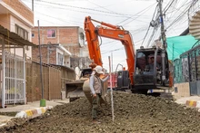 ¡Barrio Nueva Floresta se recupera! Obras de pavimentación de la Alcaldía de Alejandro Eder llegan a la Comuna 12