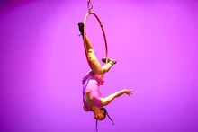 El Teatro Municipal celebró sus 98 años con una innovadora experiencia inmersiva de ‘Teatro Vivo’
