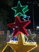 ‘Brilla la estrella de paz’: el mensaje que ilumina las noches del ‘Alumbrado Navideño’ en La Buitrera