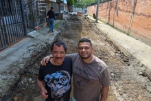 Tras casi cuatro décadas de espera, la Alcaldía de Cali le cumple al barrio Buenos Aires con una vía que recupera la dignidad
