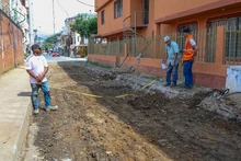 Tras casi cuatro décadas de espera, la Alcaldía de Cali le cumple al barrio Buenos Aires con una vía que recupera la dignidad