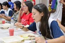 A través de la tasa Pro-deporte, deportistas de Cali reciben alimentación, apoyo en transporte y acompañamiento profesional