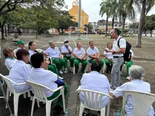 3 de junio - barrio Belalcázar/ Grupo adulto mayor