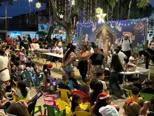 Luz, comunidad y tradición: el Parque Obrero se transforma esta  Navidad