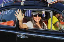 Cali rodó con su historia a través de 200 joyas en el Desfile de Autos Clásicos y Antiguos en la versión 68 de la Feria de Cali