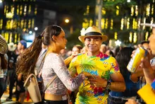 La 68 Feria de Cali celebró el Agua’e lulo en el barrio Obrero, una tradición que mantiene viva la salsa caleña