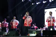 El barrio Obrero vivió una noche histórica: espectacular concierto en la ‘Calle de la Feria’
