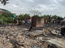 Alcaldía de Santiago de Cali inicia rutas de atención a afectados por incendio estructural en Comuneros 2, sector La Playita
