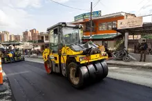 Inició la pavimentación de la vía al Aguacatal