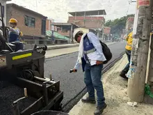 Inició la pavimentación de la vía al Aguacatal