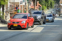 Habitantes del Aguacatal valoran la rehabilitación de su principal vía de acceso: ¡así recuperamos Cali!