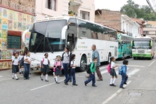 Educación garantizada para los estudiantes que pasen del sistema de cobertura contratada a las Instituciones Educativa Oficiales IEO
