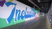 Pinceladas de inclusión: Bienestar Social visibiliza a la población con discapacidad a través del arte en la Estación del MIO Calipso