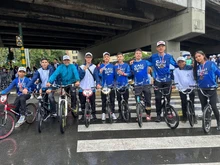 El ‘Juanes’ del barrio El Poblado ganó dos oros en el campeonato nacional y pedalea firme hacia el Mundial de BMX en Australia