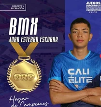 El ‘Juanes’ del barrio El Poblado ganó dos oros en el campeonato nacional y pedalea firme hacia el Mundial de BMX en Australia