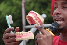 Cali recibe el Camión de Sonrisas de Colgate para fortalecer la salud bucal en instituciones educativas oficiales