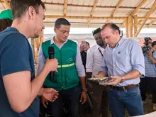 Cooperación suiza y Alcaldía de Cali entregan la primera planta comunitaria de aprovechamiento de residuos en el Oriente